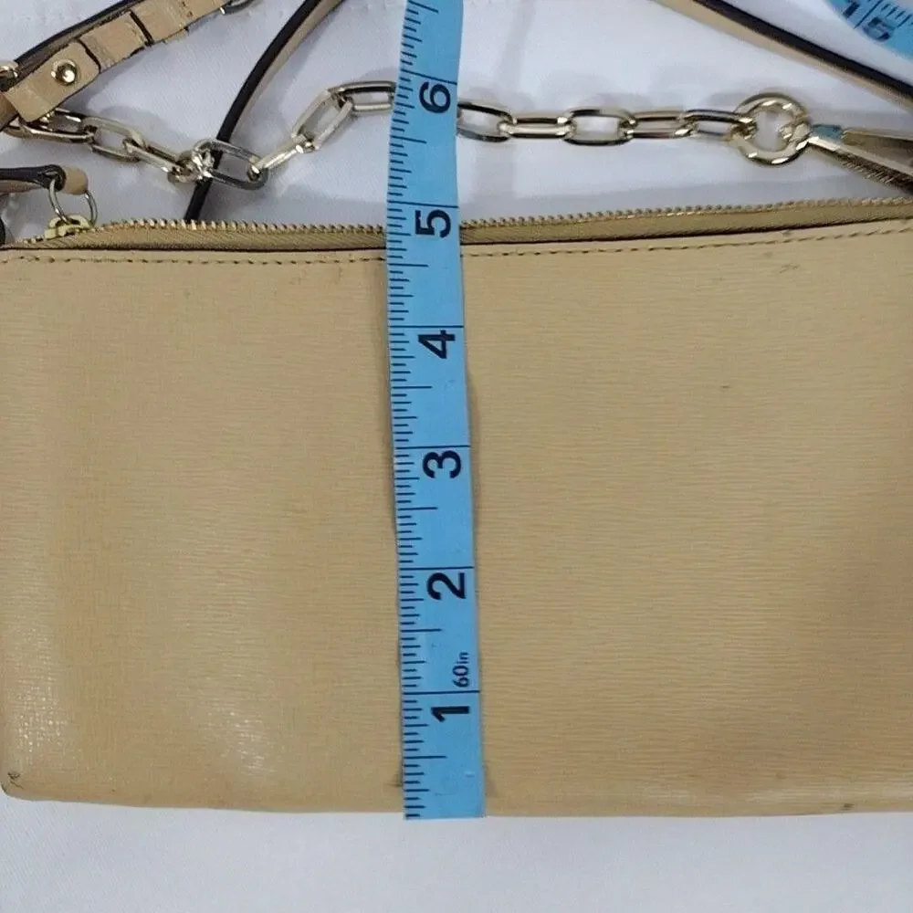 Coach Crossbody Bag Womens Small Beige Leather Chain Strap Gold Zip Purse